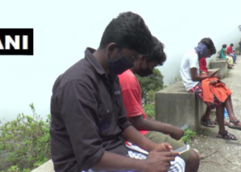 Students travel 6-km daily to attend online classes in Kerala’s Idukki village Rajamala