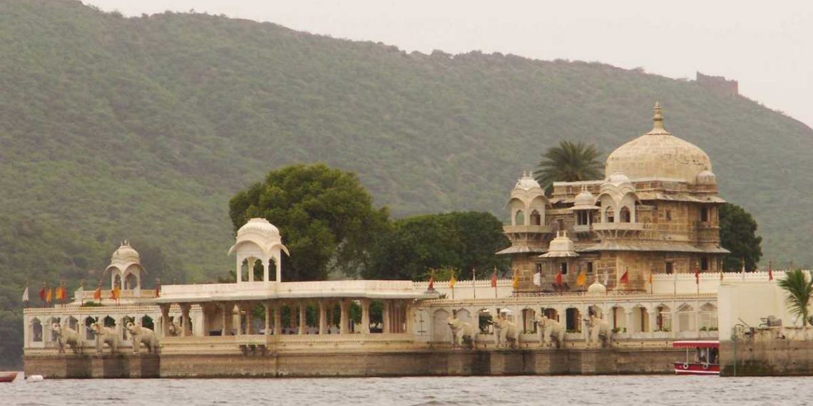 Kota : “The Largest Education Hub In India” Kota : “The Largest Education Hub In India”
