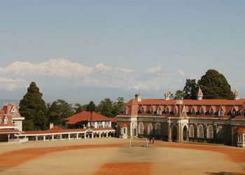 PROS And CONS Of Boarding Schools.