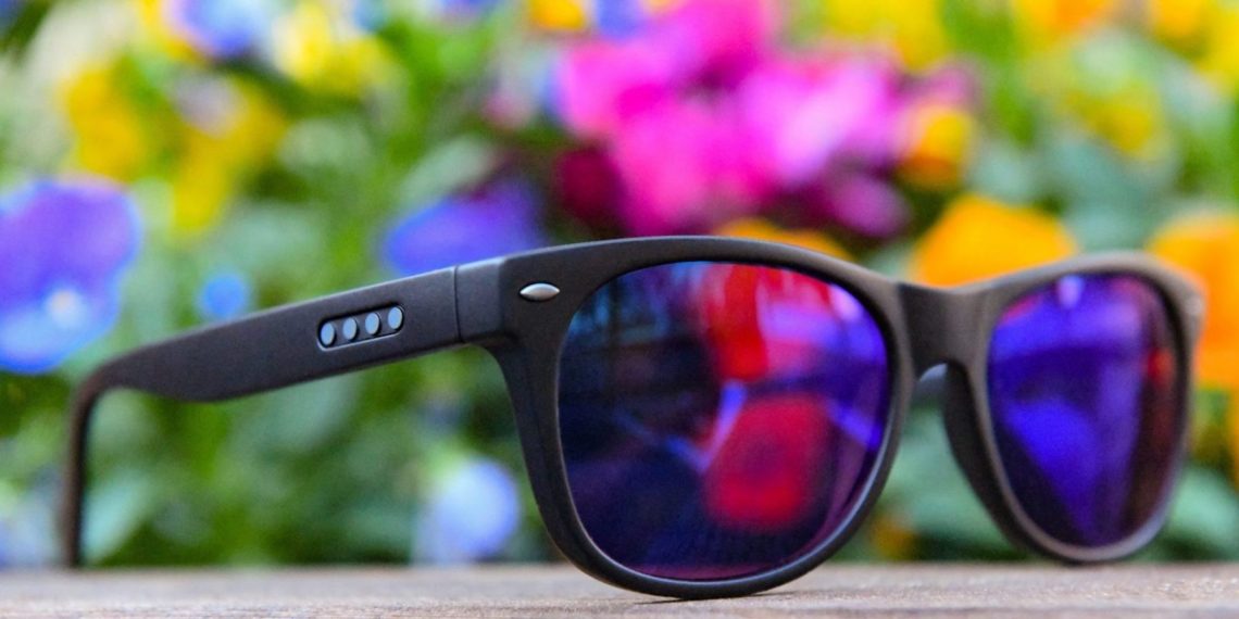 Peeping Deep Into “Color Blindness” Peeping Deep Into “Color Blindness”