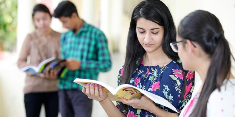 Top Colleges For B.com (Hons.) In Delhi University