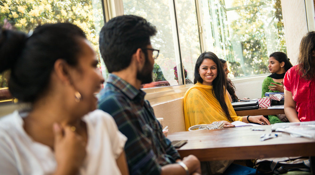 Best 5 College For Bachelors In Economics In India Best 5 College For Bachelors In Economics In India