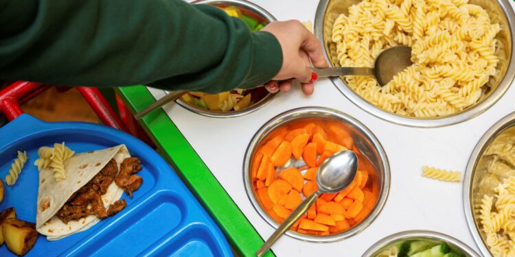 Hunger advocates want free school meals for all kids. It's tough sell in Congress. school meals, hunger