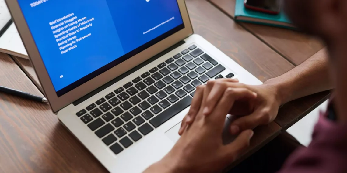 Distance and online learning trends Distance-and-online learning-trends-theeducationdaily