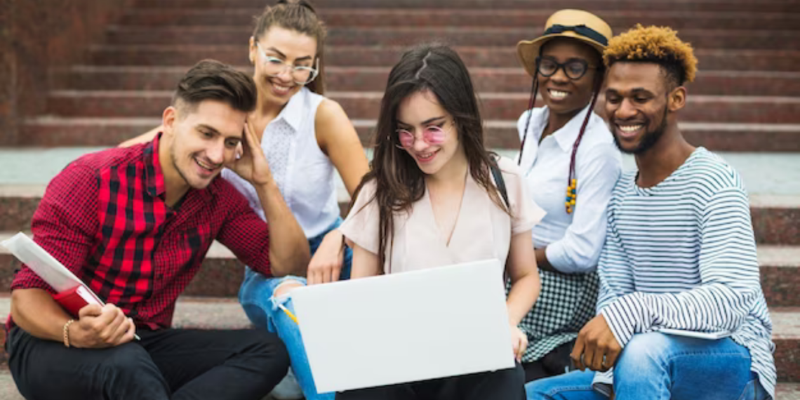 Learning Analytics and Predictive Modeling-Students